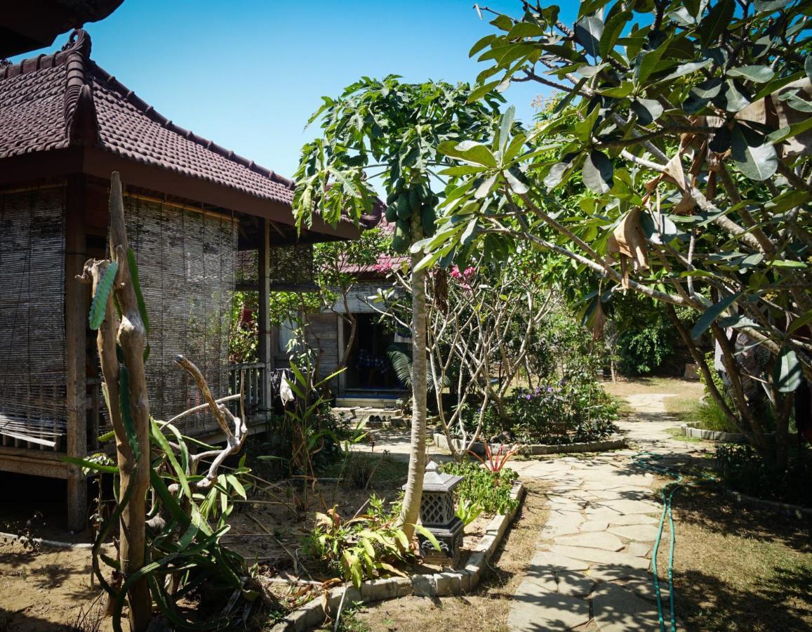 Harry'S Ocean House Pacitan Lägenhet Exteriör bild